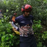 Rescatan a hombre extraviado 14 días en montaña de Anzoátegui