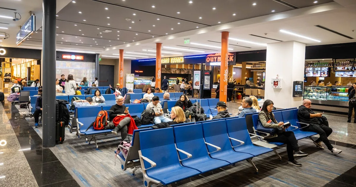 Aeropuertos Argentina busca hasta US$600 millones en deuda