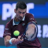 Hurkacz frena a Djokovic en Shanghái por primera vez