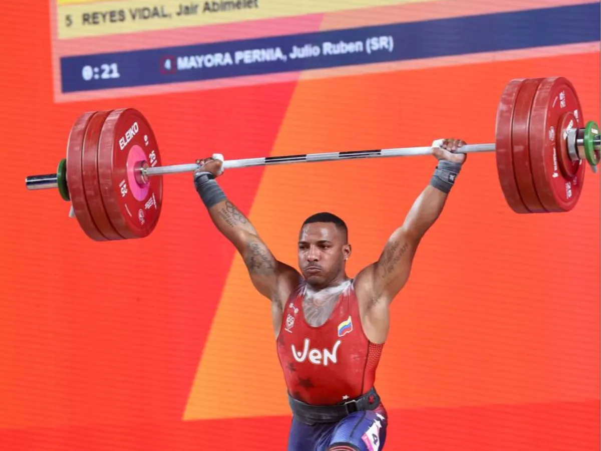 Julio Mayora logra su tercer título suramericano consecutivo