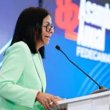 Rodríguez anuncia alivio cambiario y reforma fiscal