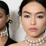 El delineador de ojos negro recibe el tratamiento de alta costura de Dior