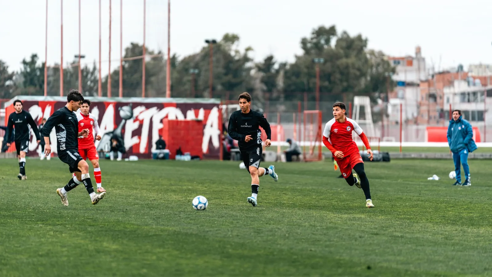UCV FC recibe al Santos este martes en Valencia