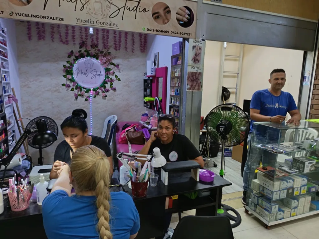 Denuncian calor de 42 grados y deterioro en Gran Bazar