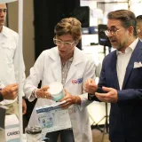 Lacava anunció automatizar historias clínicas en Carabobo