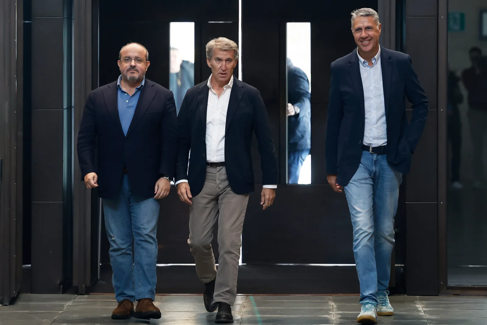 Feijóo eleva los disturbios de Barcelona a bandera electoral