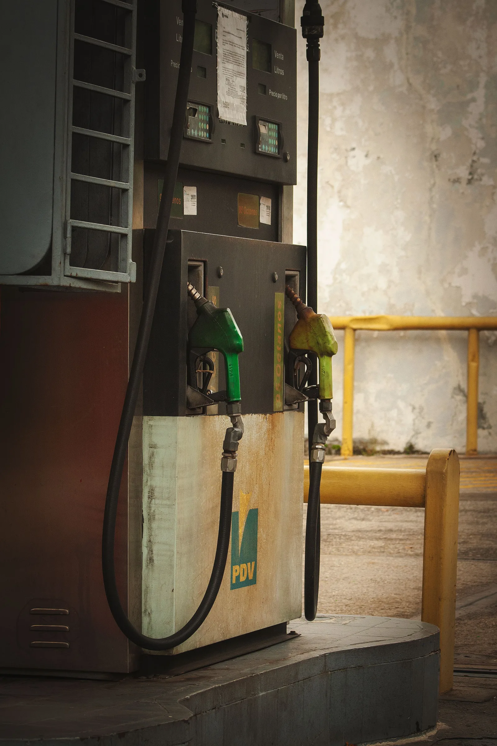 Producción petrolera venezolana sube a 1,145 millones de bpd en agosto