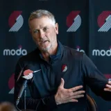 Nuevo dueño de los Blazers promete un título en Portland