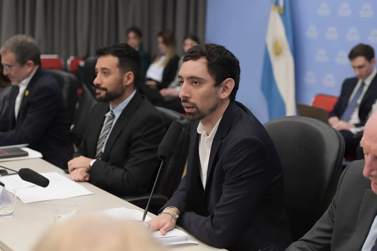 Milei reporta 81.108 empleos menos en el Estado argentino