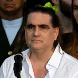 Diálogo político en Caracas suma exigencias de libertad y ruta