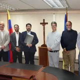 UCAB y Summa impulsarán estudios sobre el sector privado