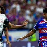 Corinthians del Brujo Martínez en ventaja en la llave de cuartos de Sudamericana