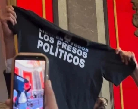 Profesor de la ULA pidió liberar presos políticos a ministra