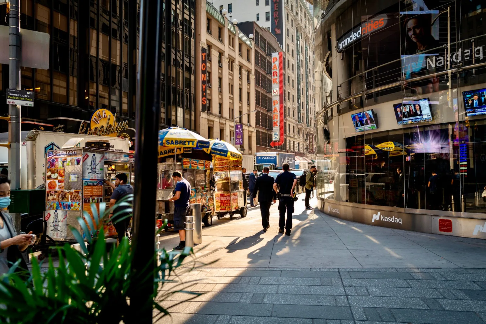 Goldman Sachs ve tres opciones para invertir en Wall Street