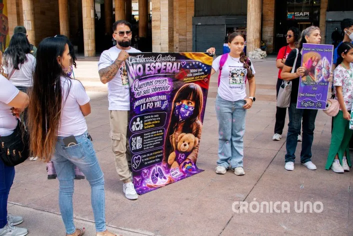 Abuelas sostienen el cuidado de niños con fibrosis quística