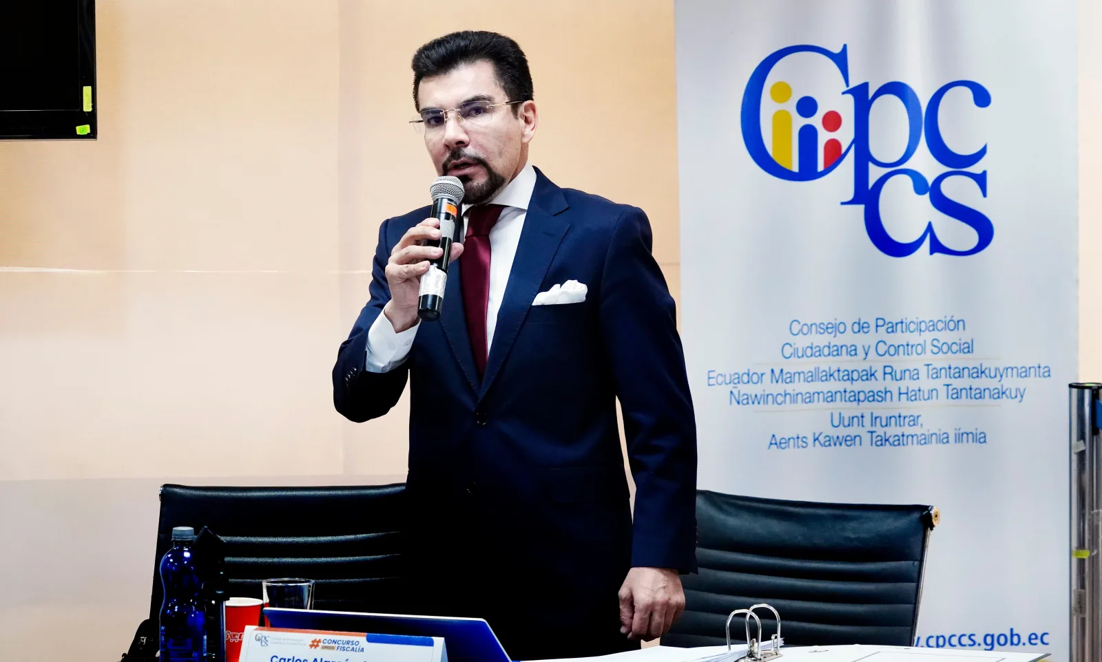 Cinco aspirantes siguen en carrera por la Fiscalía de Ecuador