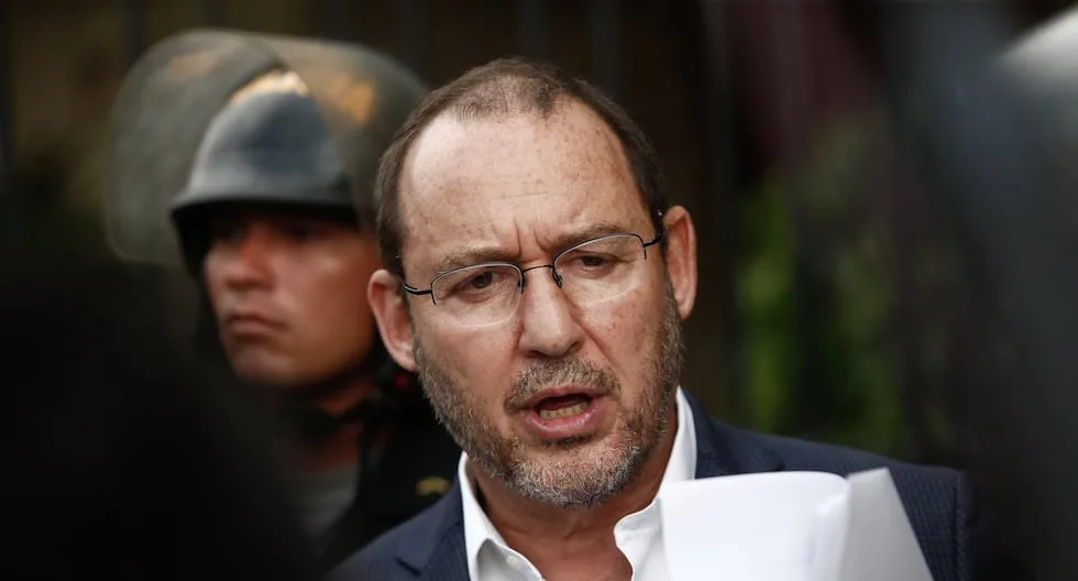Chlimper niega ser opción para la PCM y respalda a Galarreta