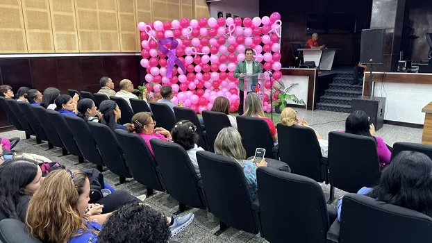 Valencia celebró charla sobre prevención del cáncer de mama