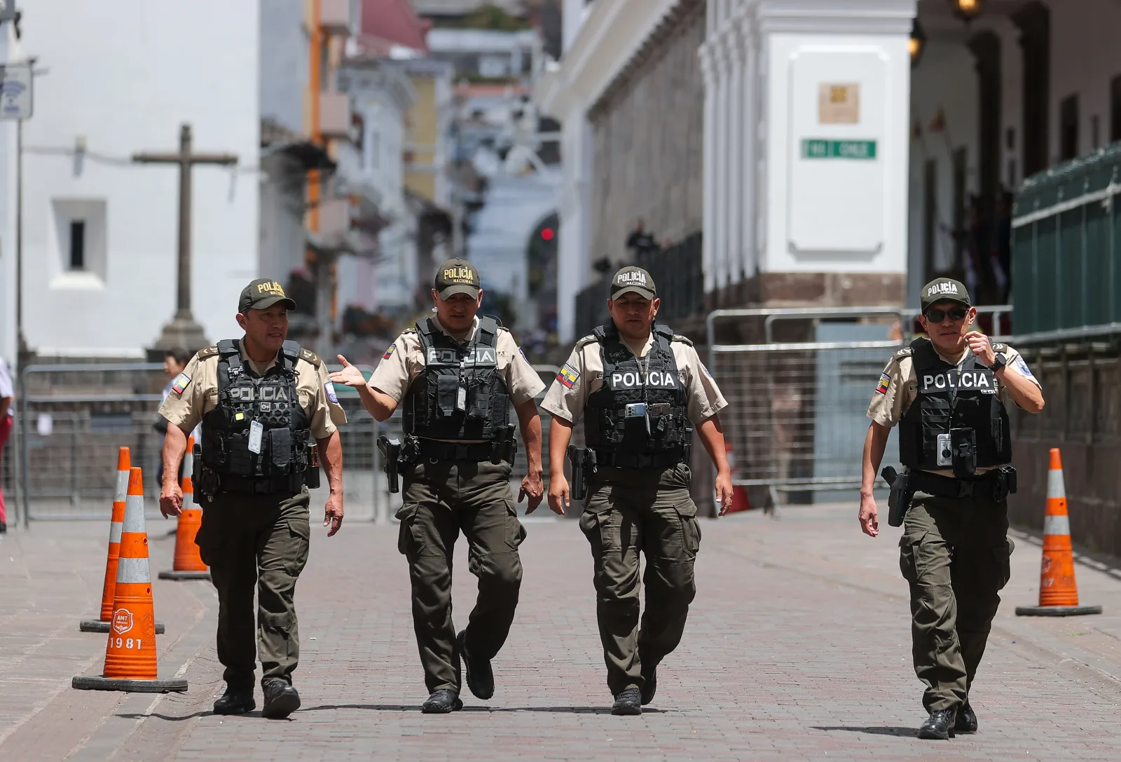 Policía de Ecuador reporta 473 detenidos en siete días