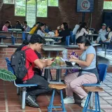 Jóvenes expuestos a ITS por desinformación digital