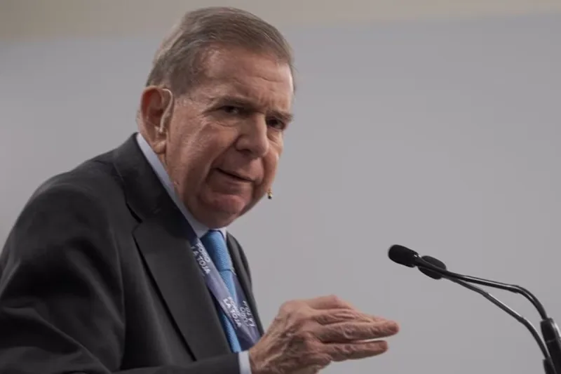 Edmundo González rechaza insultos contra Dinorah Figuera