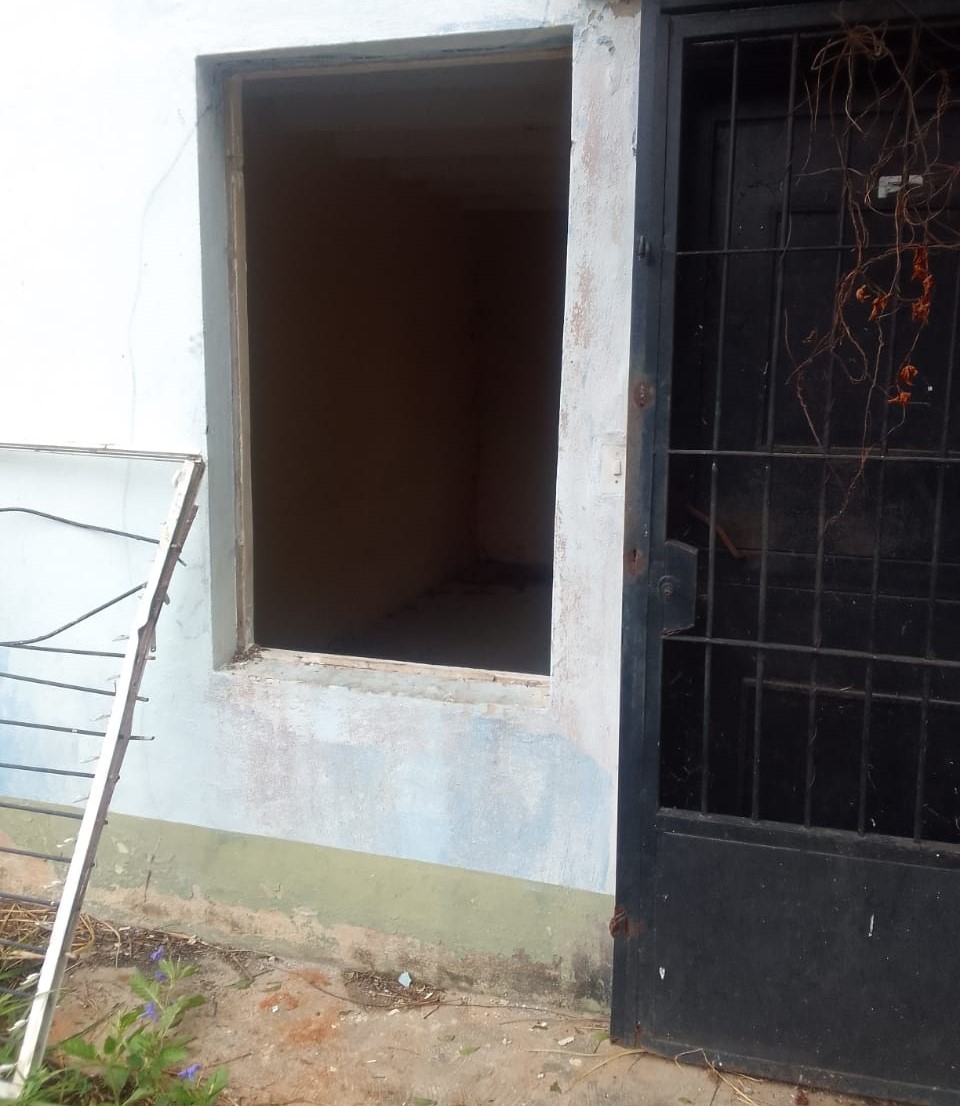 Invaden residencias estudiantiles de la Universidad Deportiva del Sur