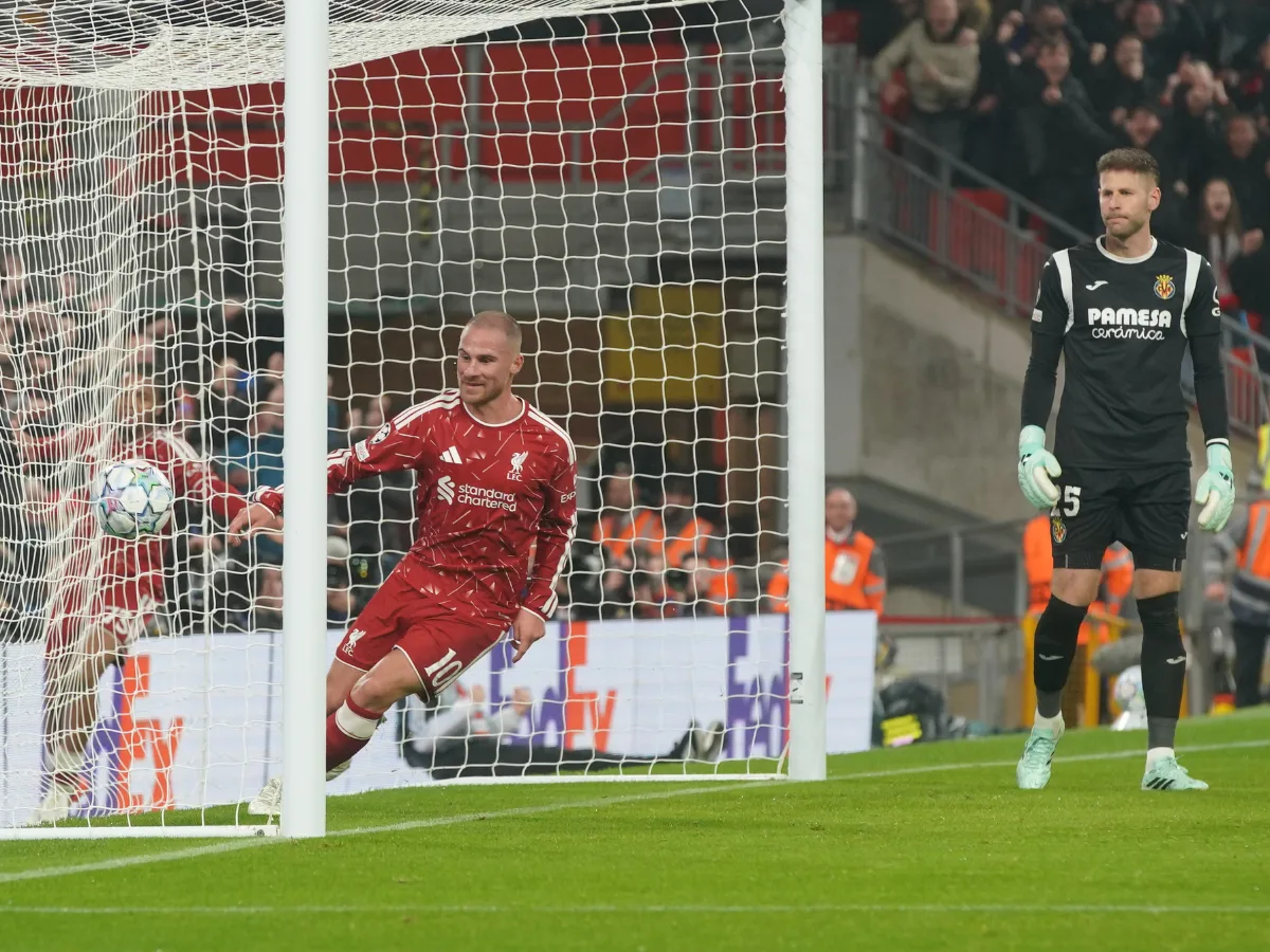 Liverpool resistió la reacción del Villarreal y ganó 4-3