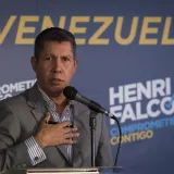 Henri Falcón pide renovar el CNE y reformar el TSJ