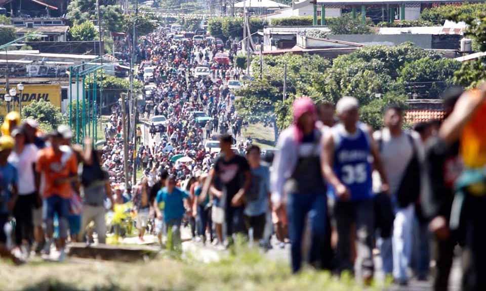 Caos en frontera mexicana ante récord de peticiones de refugio de migrantes