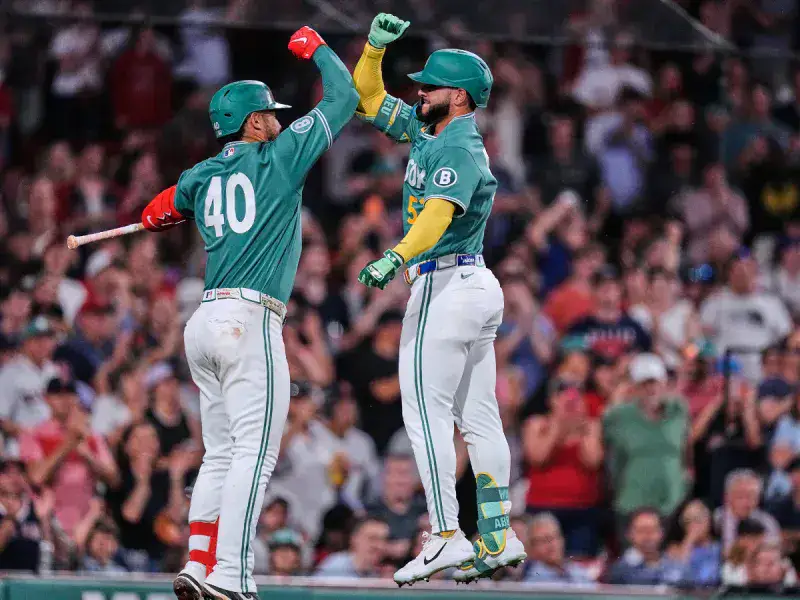 Wilyer Abreu y Willson Contreras lideran la ofensiva de Boston en paliza sobre Texas