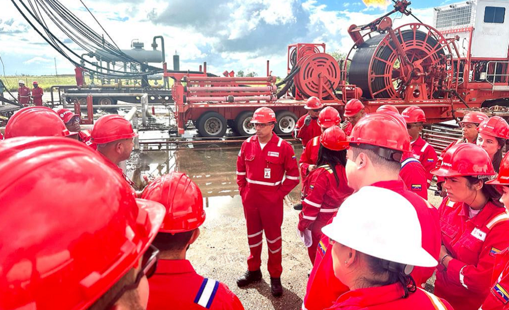 Pdvsa prevé "crecimiento acelerado" de la producción petrolera este año