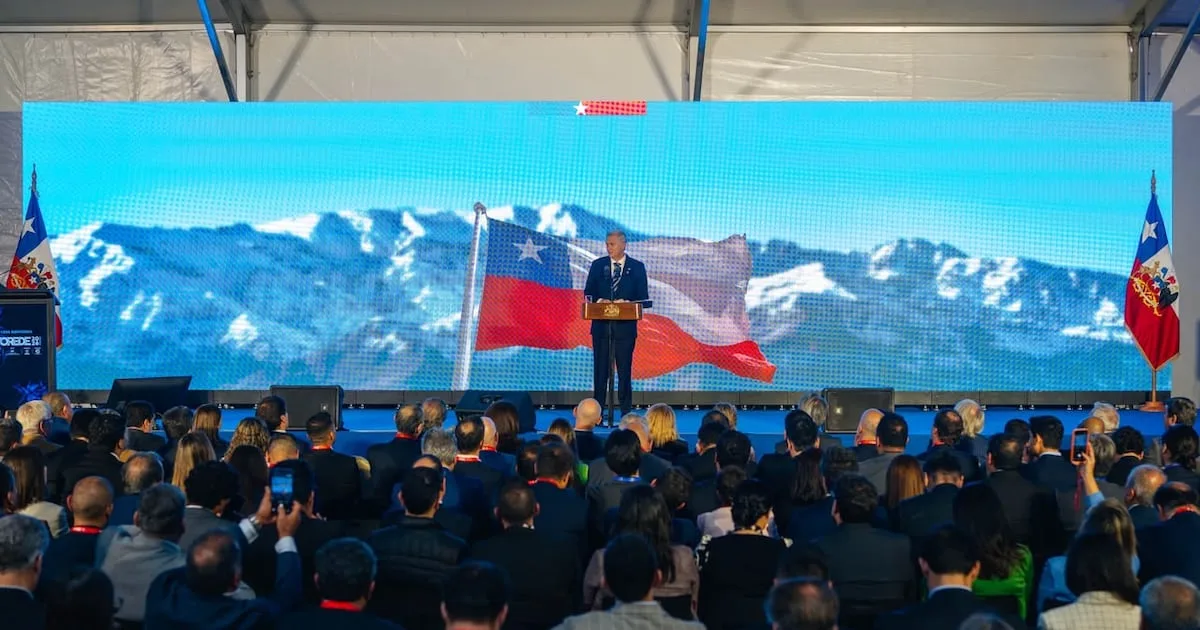 Kast sube el tono y exige respaldo a su agenda de seguridad