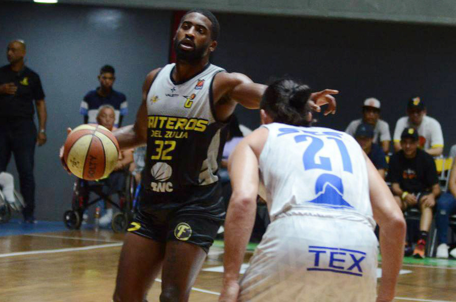 Gaiteros pierde ante Héroes en plena recta final