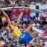 Duplantis se ausentará en Valencia y no hará pista cubierta
