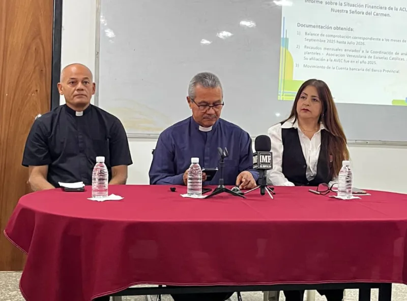 Curia de Barquisimeto entrega colegio de Moyetones al Estado