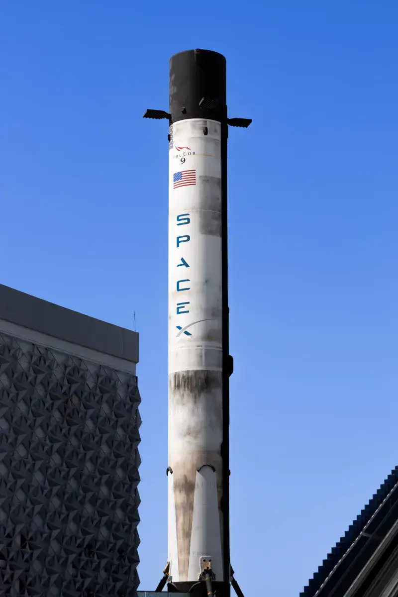 SpaceX lidera las compras de inversores minoristas tras su debut bursátil