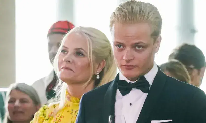Condenan a cuatro años de cárcel al hijo de la princesa Mette-Marit de Noruega por violación y maltrato