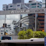 CNE de Ecuador fija cuatro tareas para moderadores de debates