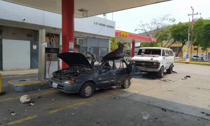 Insisten en que "contaminación" de gasolina causa incendio de carros