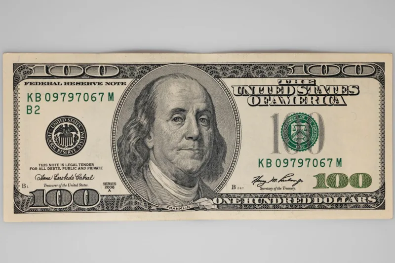 One hundred dollars, detailed dollar banknote