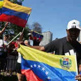 Más de 45.000 venezolanos salen del mercado laboral chileno en un año
