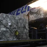 Llega a Venezuela ayuda griega para víctimas del doble sismo