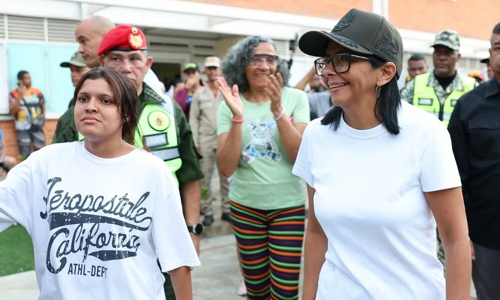 Gobierno promete miles de viviendas para afectados por los sismos antes de que cierre 2024