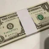 Dólar hoy en Venezuela: el paralelo baja a 891,93 Bs este martes
