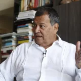 Nieto cuestiona el trámite de facultades y apunta al Gobierno