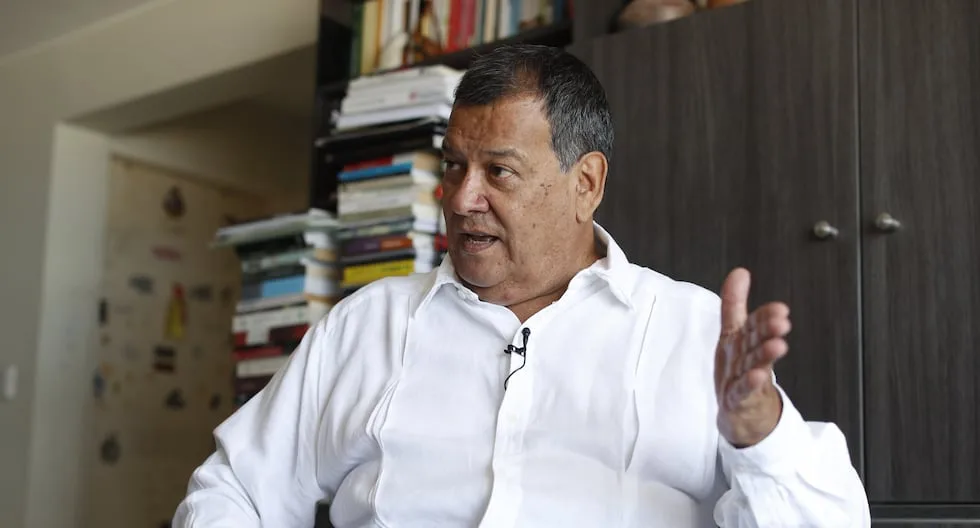 Nieto cuestiona el trámite de facultades y apunta al Gobierno