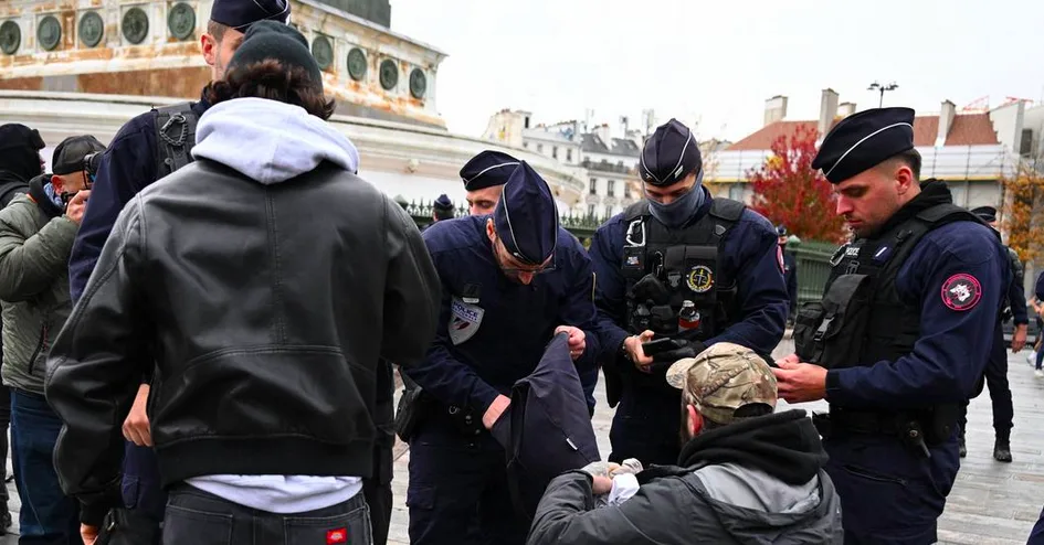 Francia despliega 70.000 agentes ante nuevas protestas