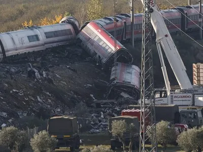 Accidente ferroviario en Toledo deja 69 muertos y decenas de heridos
