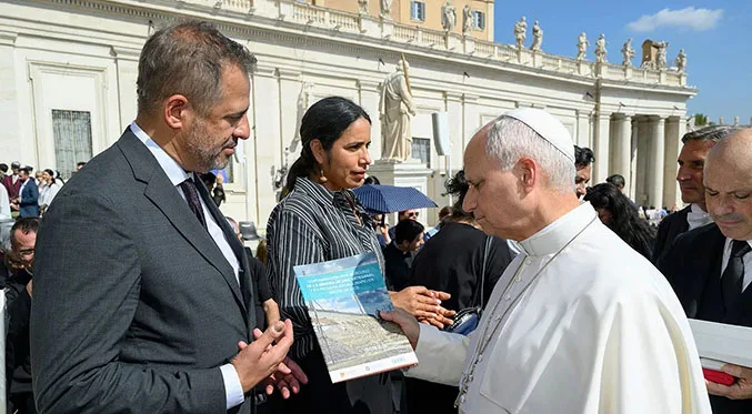 Científicos entregan al papa León XIV datos sobre minería ilegal