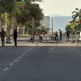 Velásquez alerta por tarima junto a vigilia de trabajadores de la CVG
